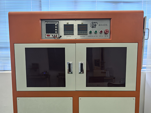 高低温测试机