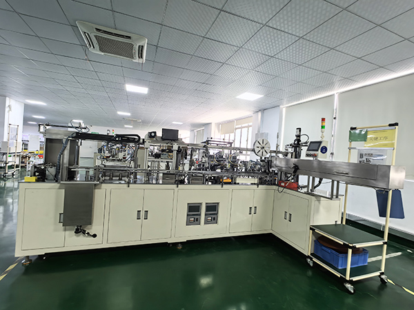 端子胶壳一体机